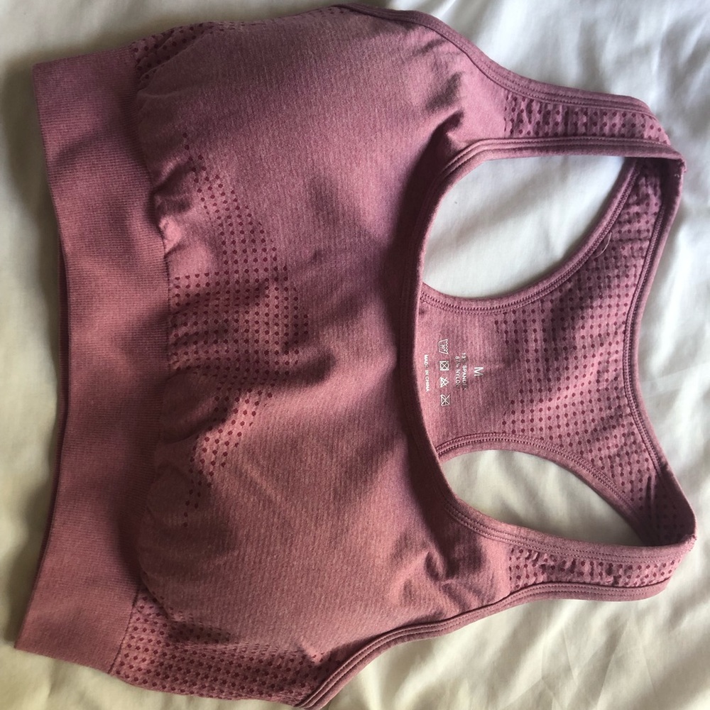 NVGTN Pink Seamless Contour Sports Bra
